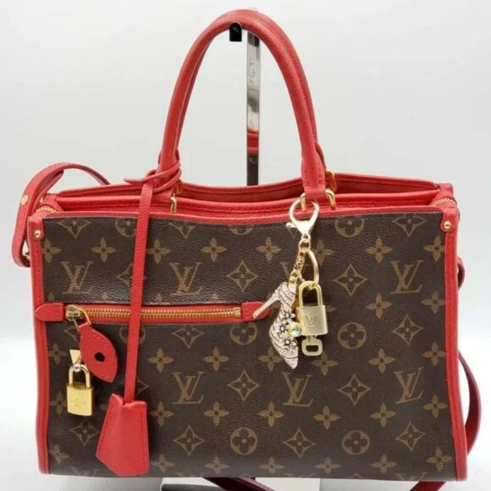 Authentic LV Gold Padlock & Key 🔑 Designer Bag Charm w/ Unbranded Shoe Keychain - Picture 7 of 7